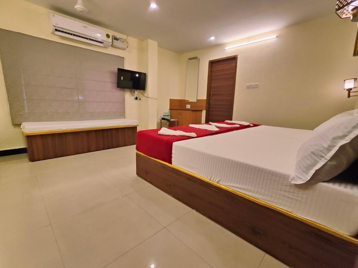 Hotel Comfort Kanchipuram Exterior photo