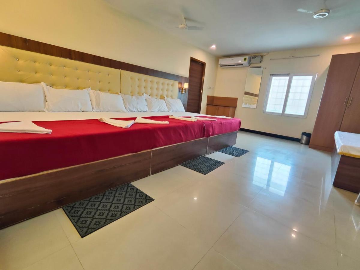 Hotel Comfort Kanchipuram Exterior photo